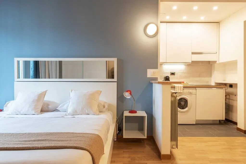 Ferienwohnung Frisi Fast Wifi Aircon Flexyrent Mailand